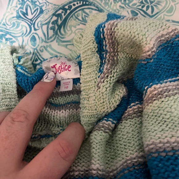 Kids sweaters - Picture 3 of 3